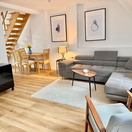 Apartament Pietrowy W Centrum Klodzka Z Darmowym Parkingiem Клодзко Екстериор снимка