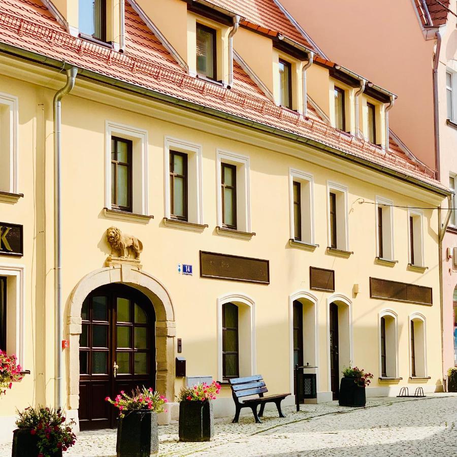 Apartament Pietrowy W Centrum Klodzka Z Darmowym Parkingiem Клодзко Екстериор снимка