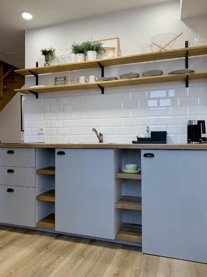 Apartament Pietrowy W Centrum Klodzka Z Darmowym Parkingiem Клодзко Екстериор снимка