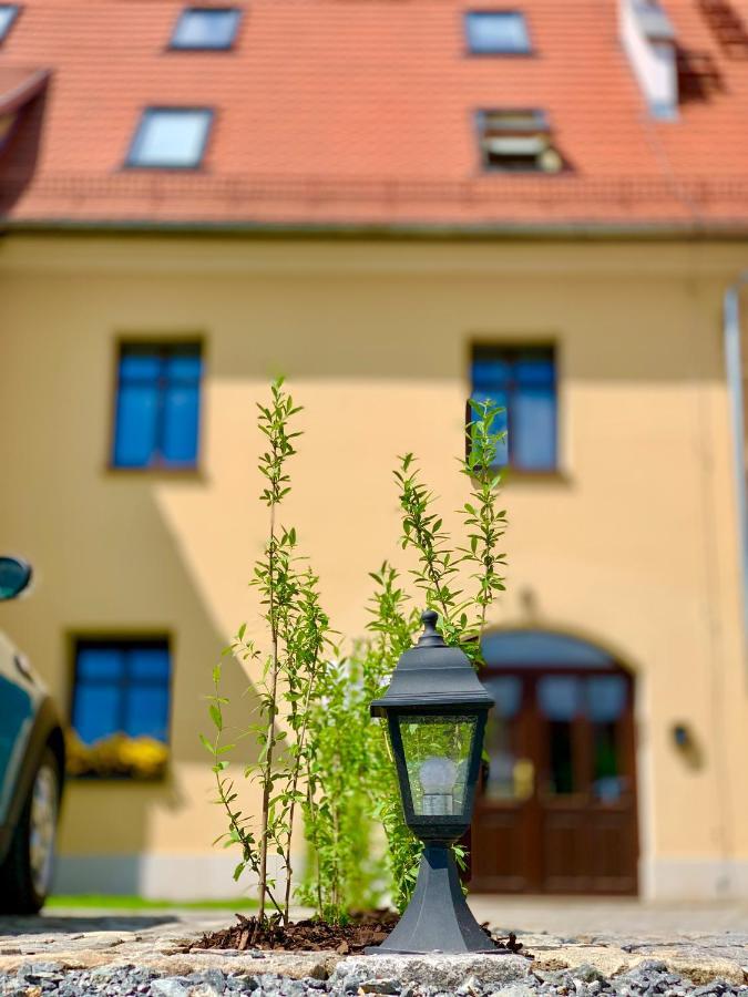 Apartament Pietrowy W Centrum Klodzka Z Darmowym Parkingiem Клодзко Екстериор снимка